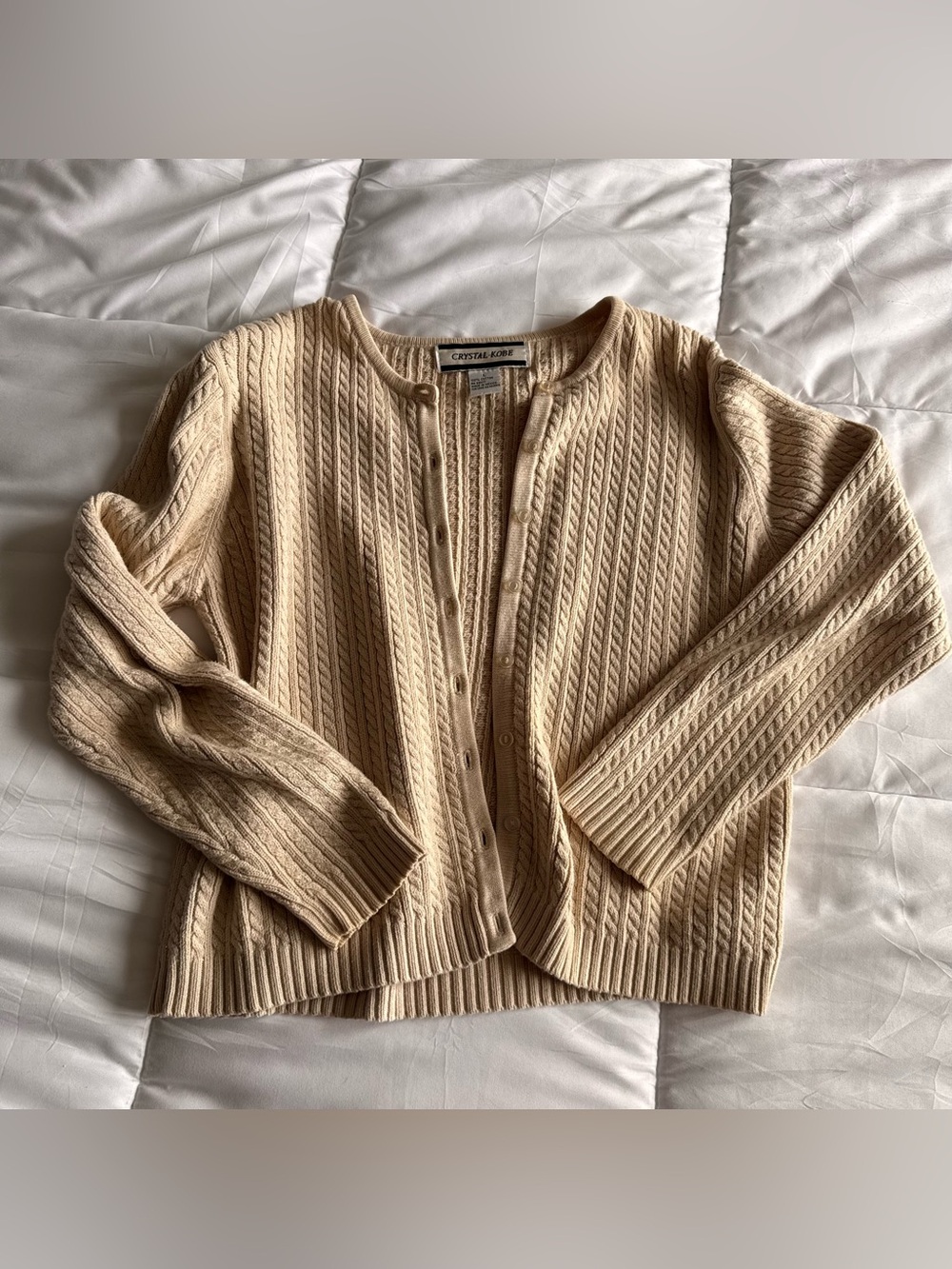 Vintage Cream Cable-Knit Women's Cardigan